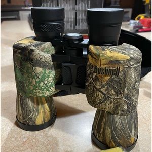 Cami Bushnell PowerView 10x 50mm  NIB Binoculars